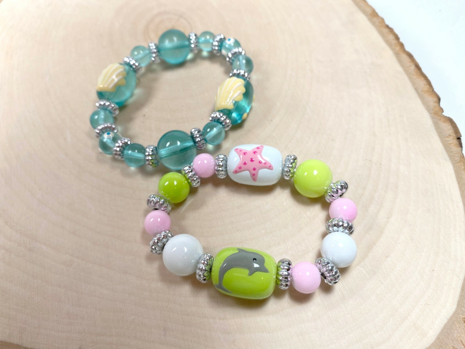 Children Bracelets Stretch Beaded Cat Dog Heart Star Fish Emoji lot of 6 pcs
