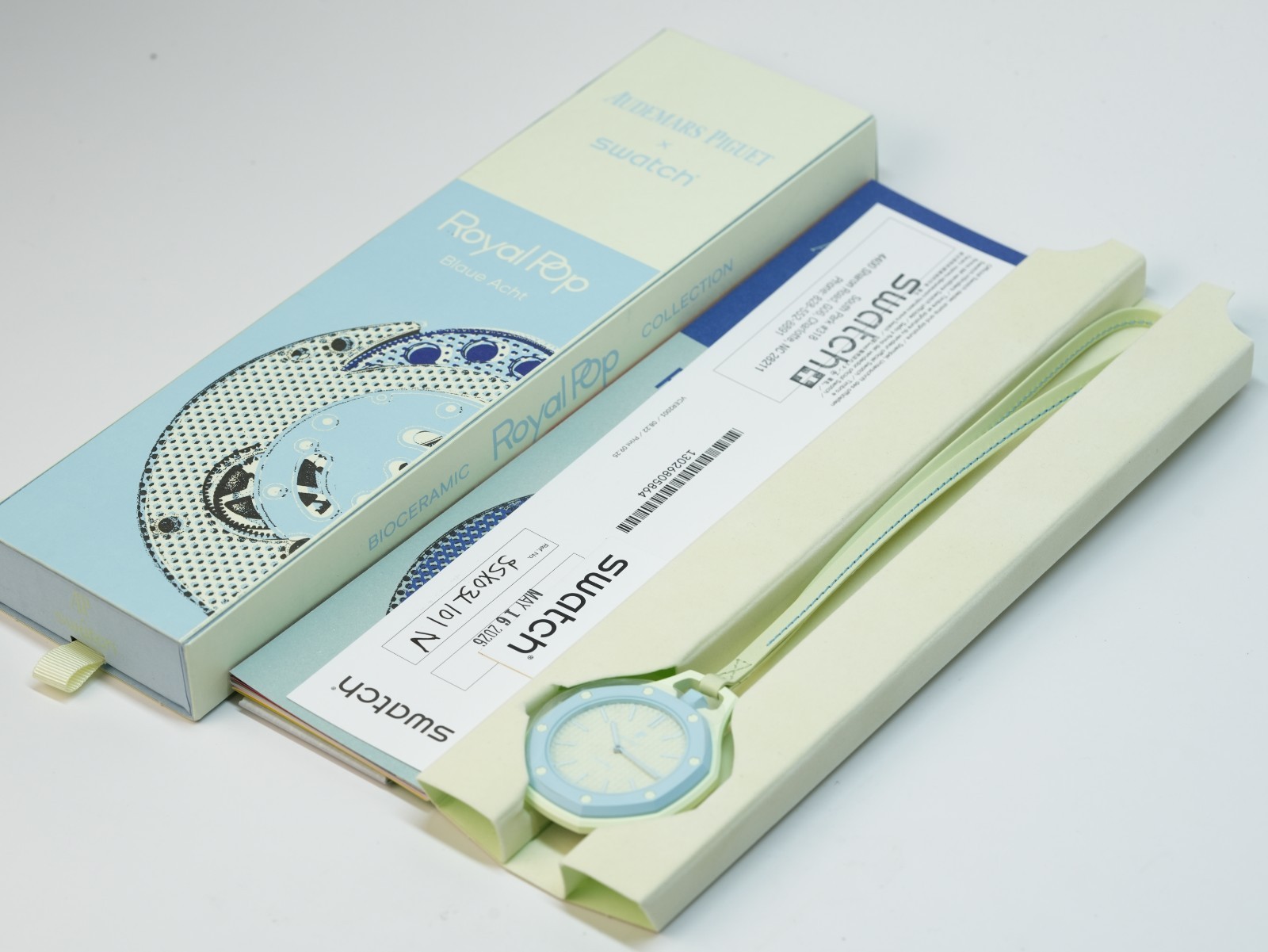Blue AP x Swatch Royal Pop Audemars Piguet Blaue Acht NEW IN BOX – WATCH IN HAND