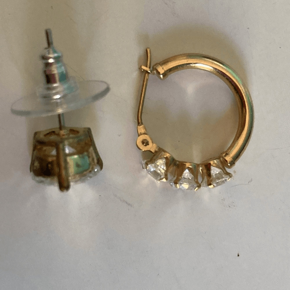 Lot of 8 Single Earrings- none match! 14K Gold 925 Silver and Mixed Materials