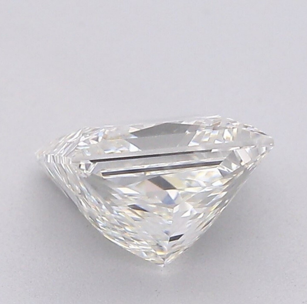 0.75 Carat, 1 Pcs, Certified Natural Diamond, White Color, Princess Cut Diamond.