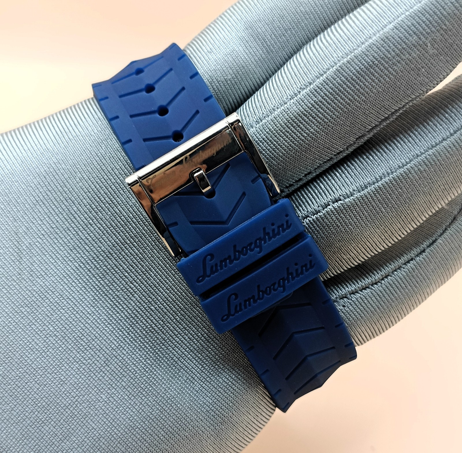 Amazing Tonino Lamborghini Chronograph Black Dial Refurbished Men’s Wrist Watch