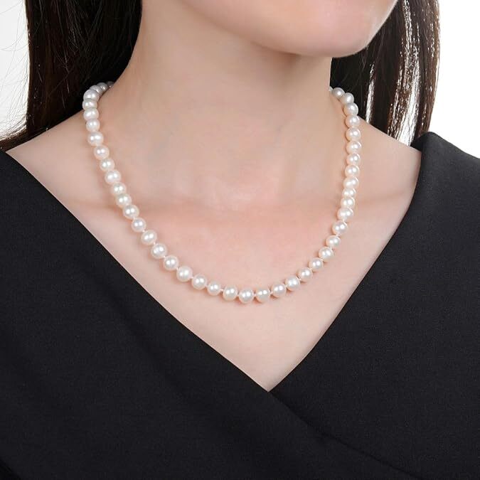 Natural White 8mm Freshwater Pearl Necklace 17” Gold Clasp