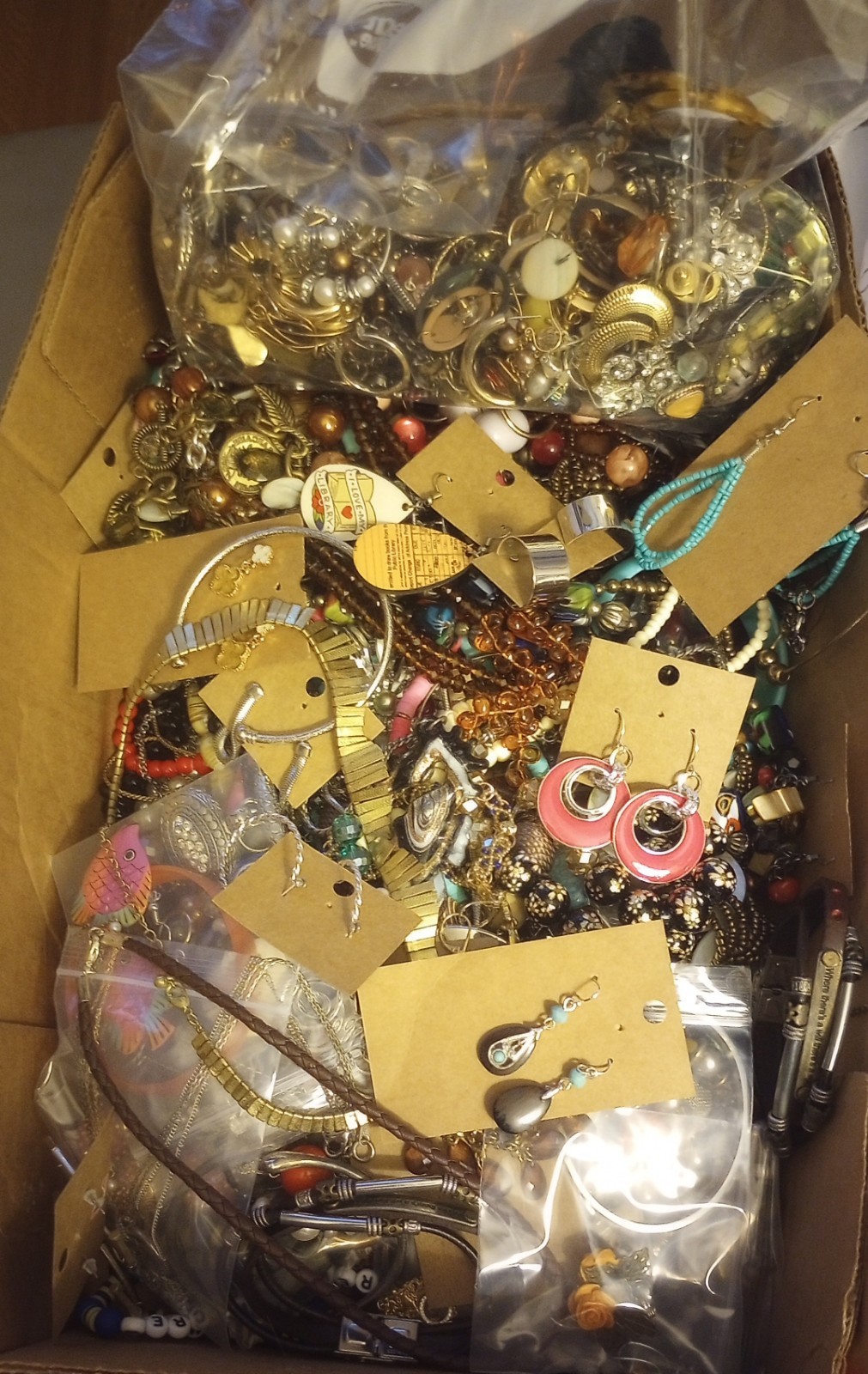 Costume Jewelry Earrings, Bracelets, Necklaces, 10+ LBS, Wear , Resell, Craft