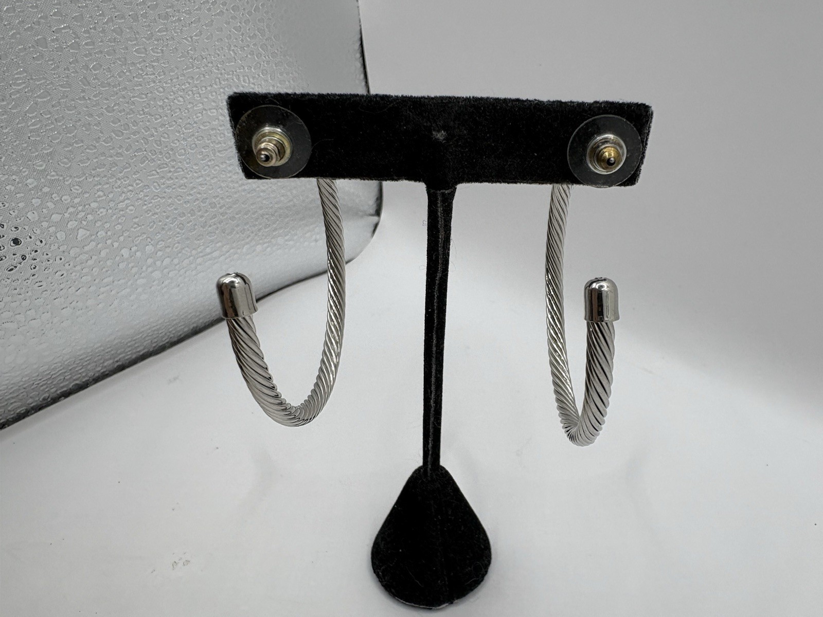 Hollow Twisted Wire Half Hoop Earrings 2.5”