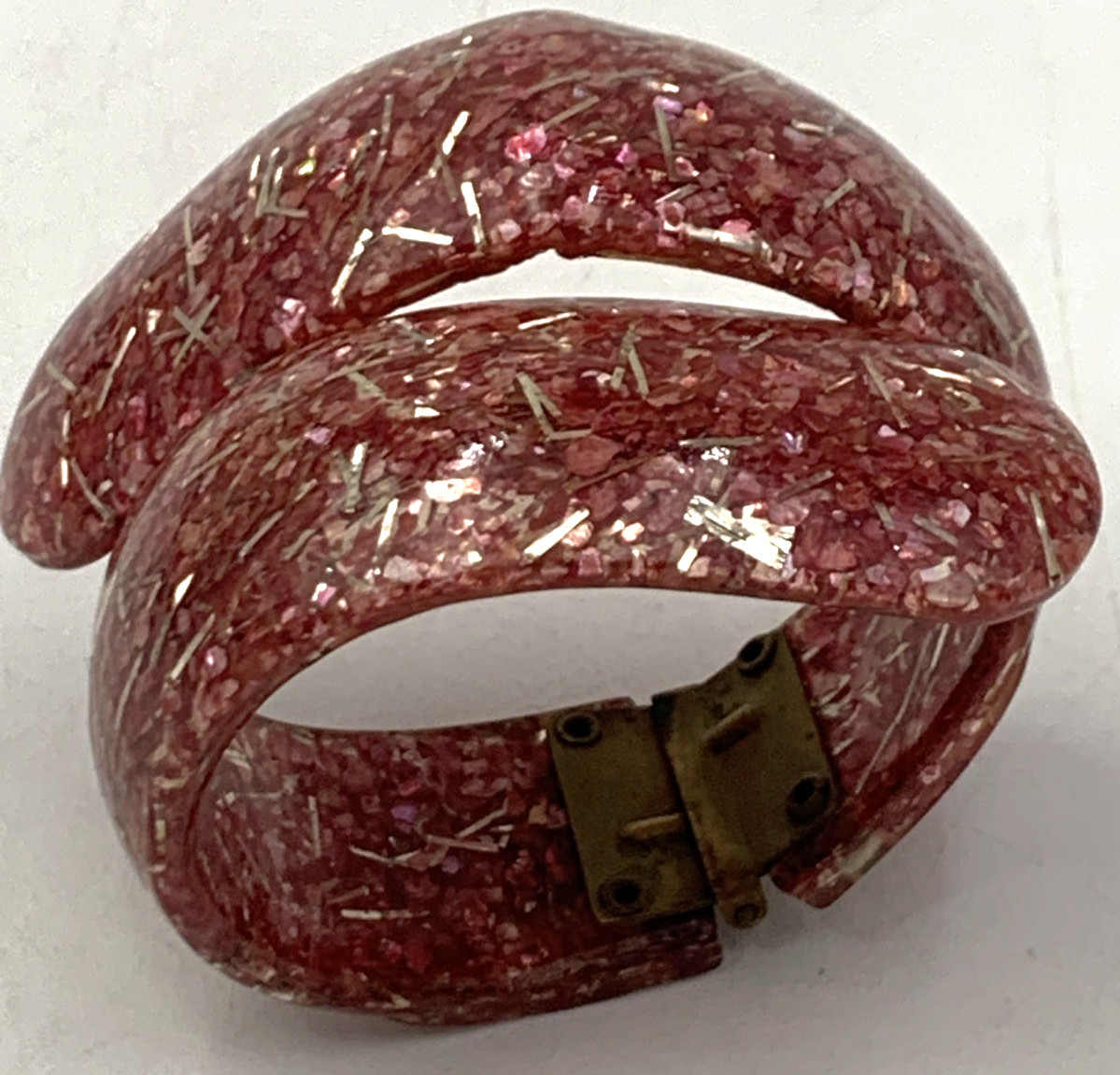 VTG Silver & Pink Glitter Confetti Lucite Clamper Hinged Wide Bangle Bracelet