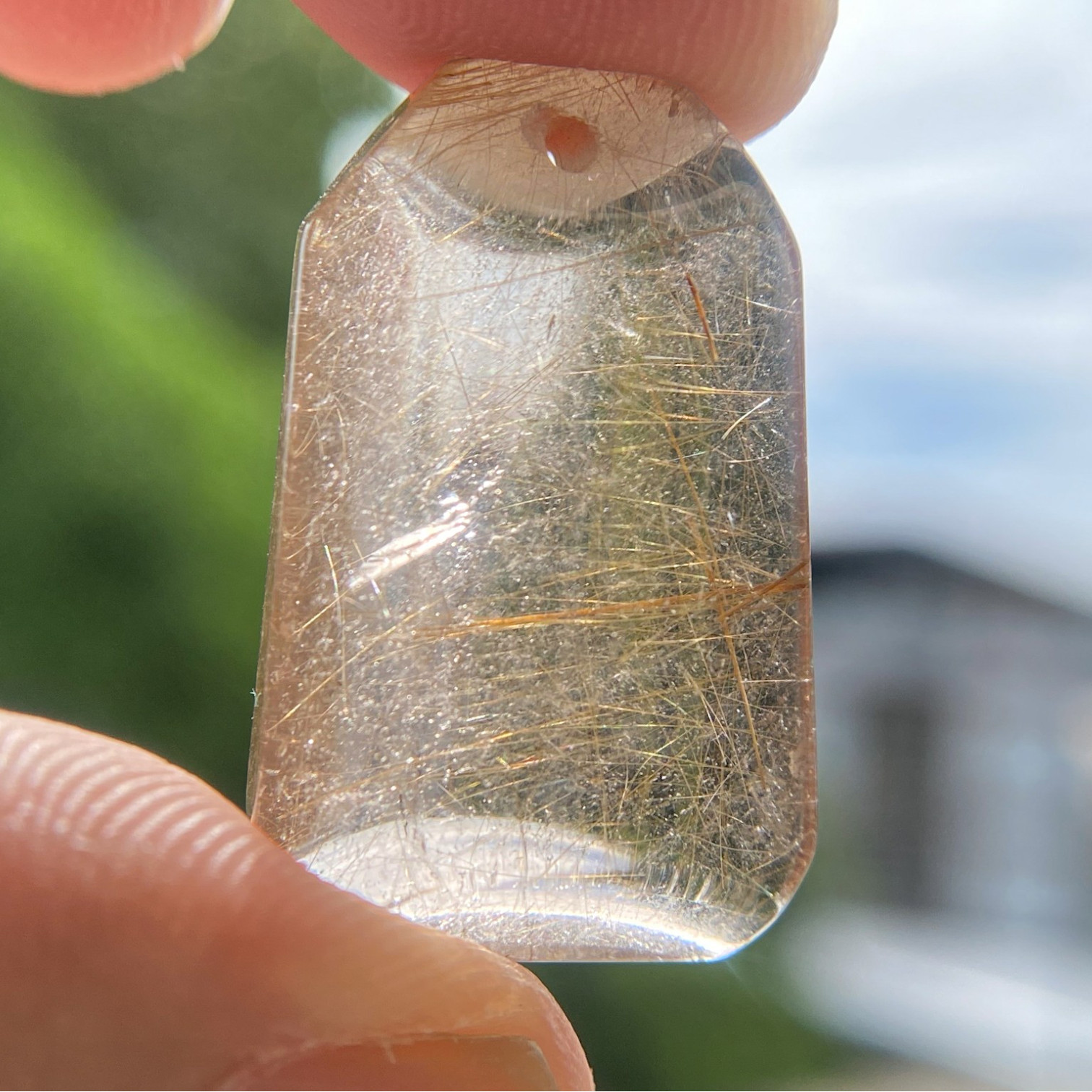 35.15 ct QUARTZ WITH RUTILE NEEDLES – BRAZIL – Natural Untreated Pendant Gem