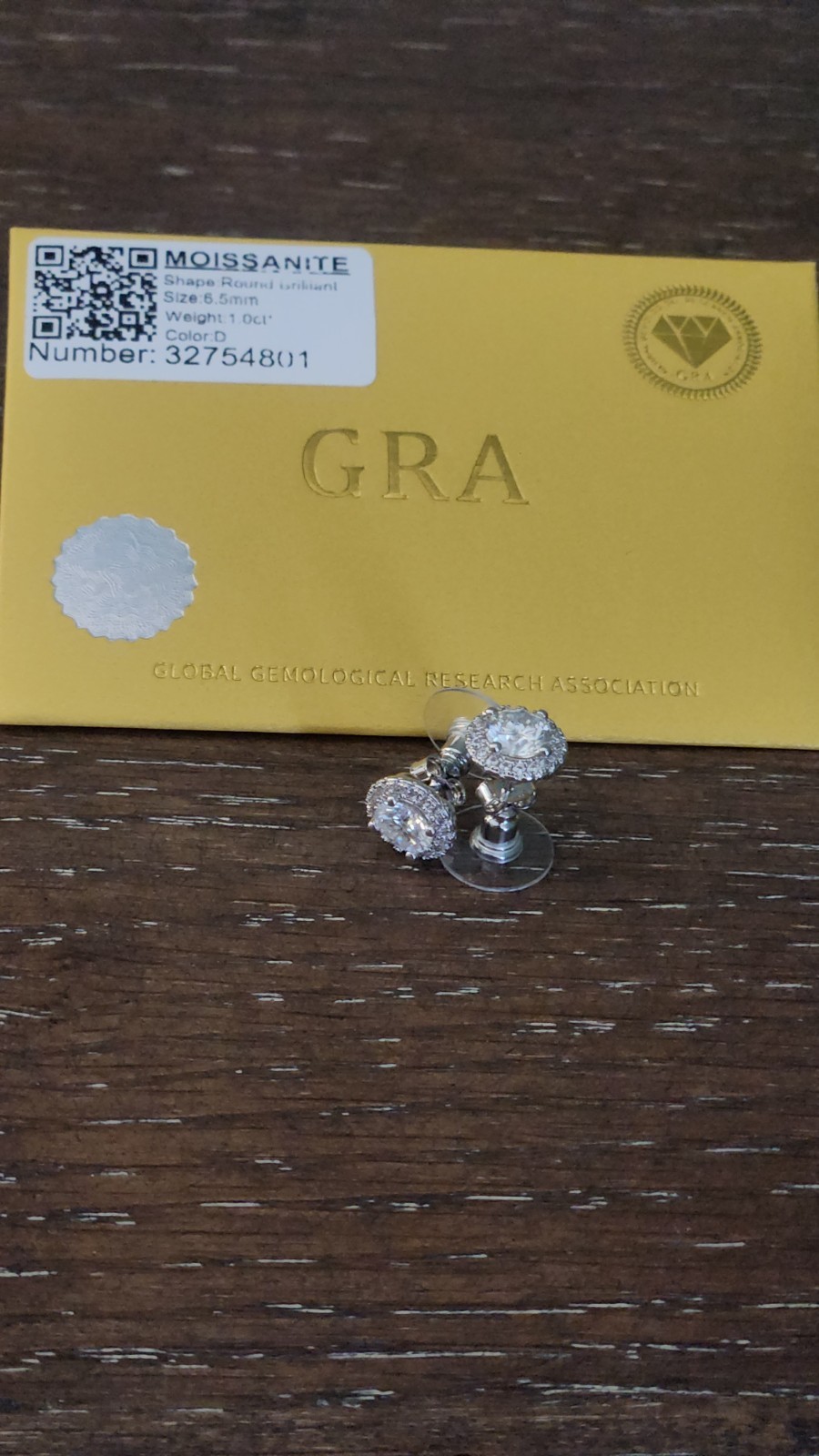 GRA Certified Moissanite Stud Earrings Round Cut Sparkling Screw Back Jewelry