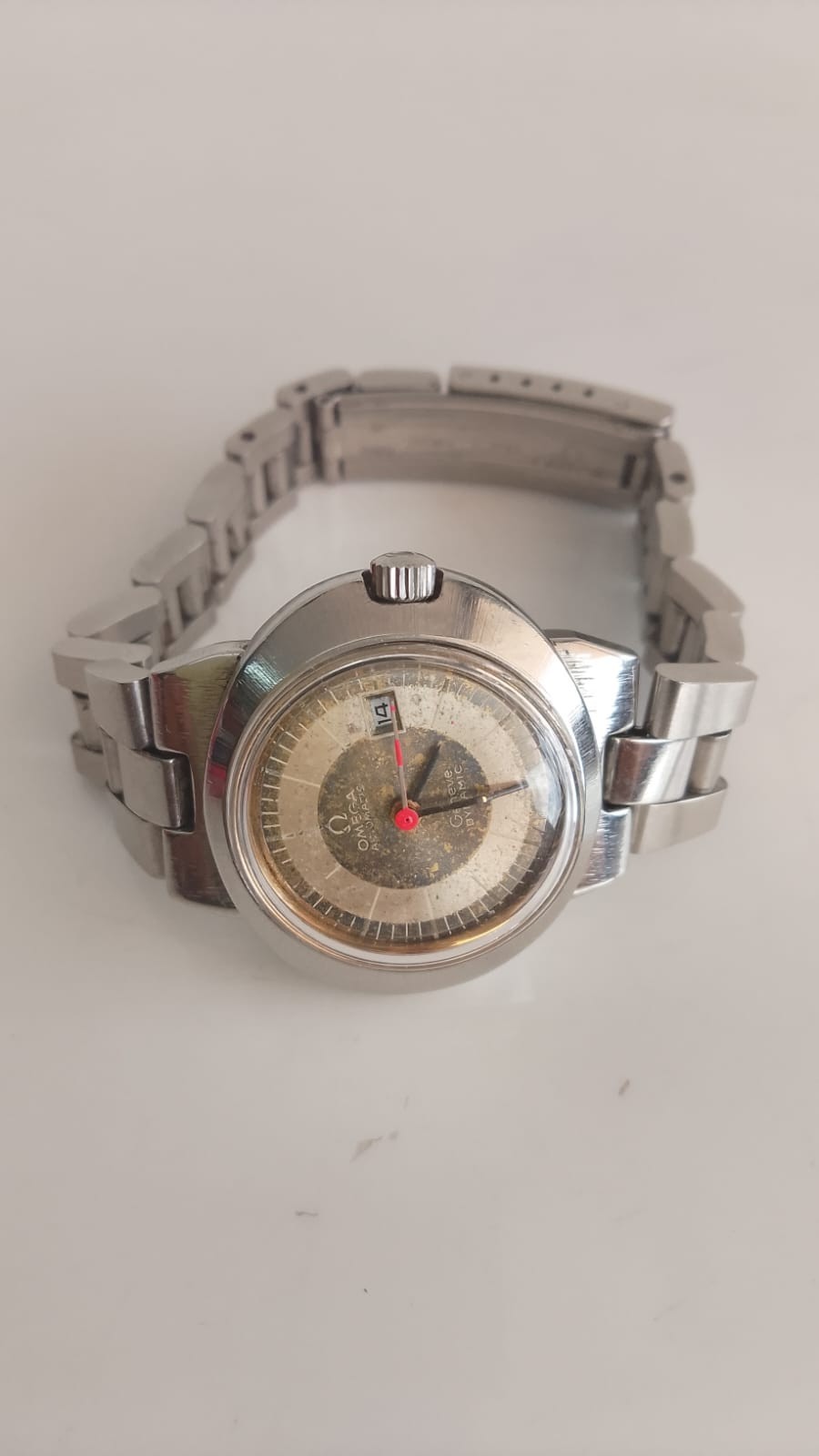 Omega Genève Dynamic