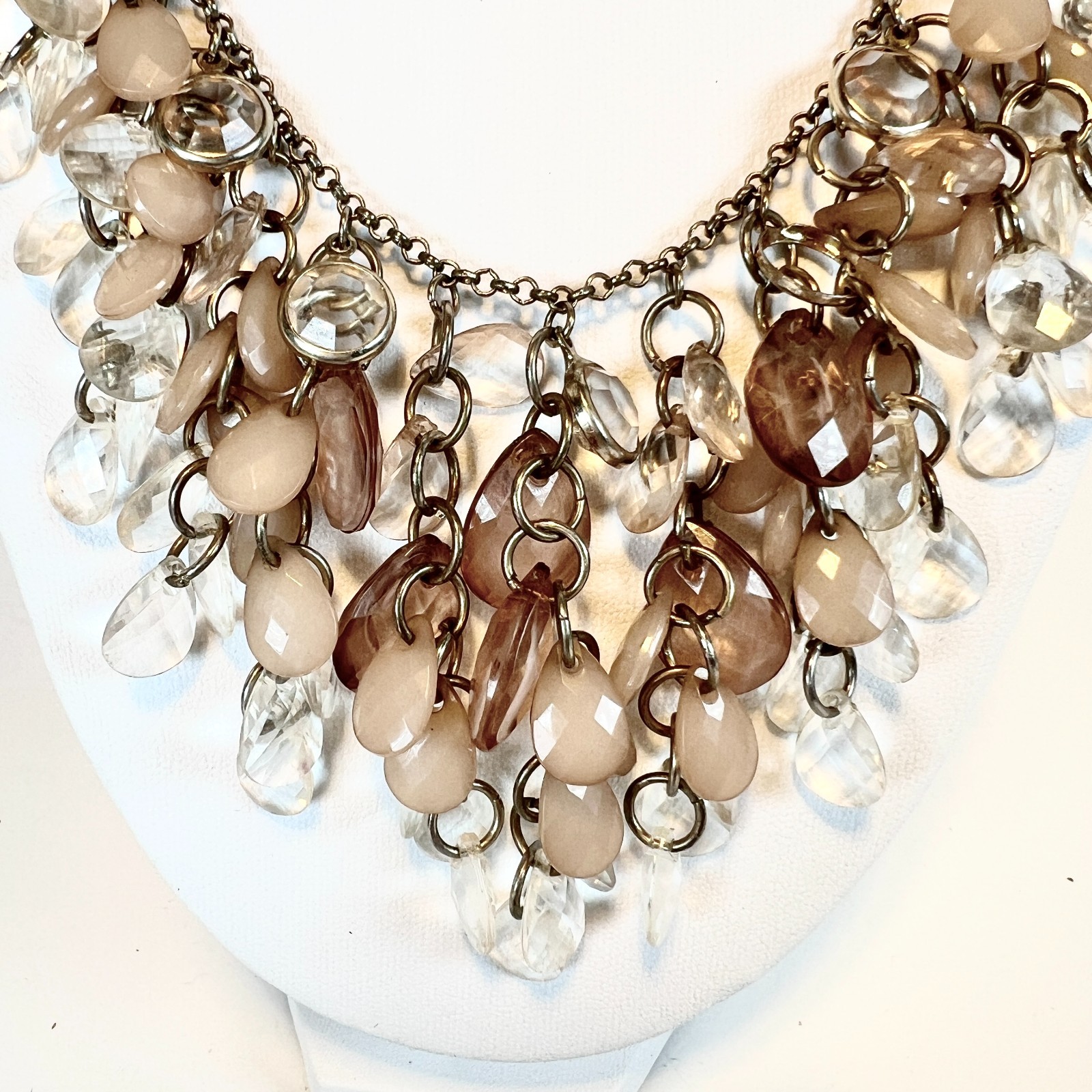 Pretty Lightweight Plastic Faceted Teardrop Bezel Set Crystal Bib Necklace Pink