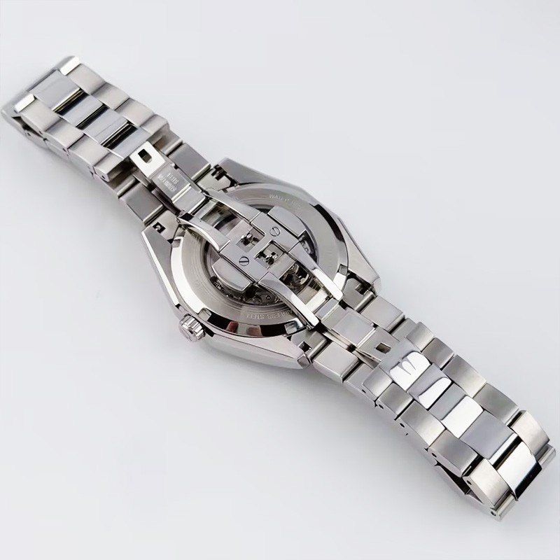 Bulova Surveyor 96A275 Men’s Automatic watch Blue Dial Stainless Steel 42mm