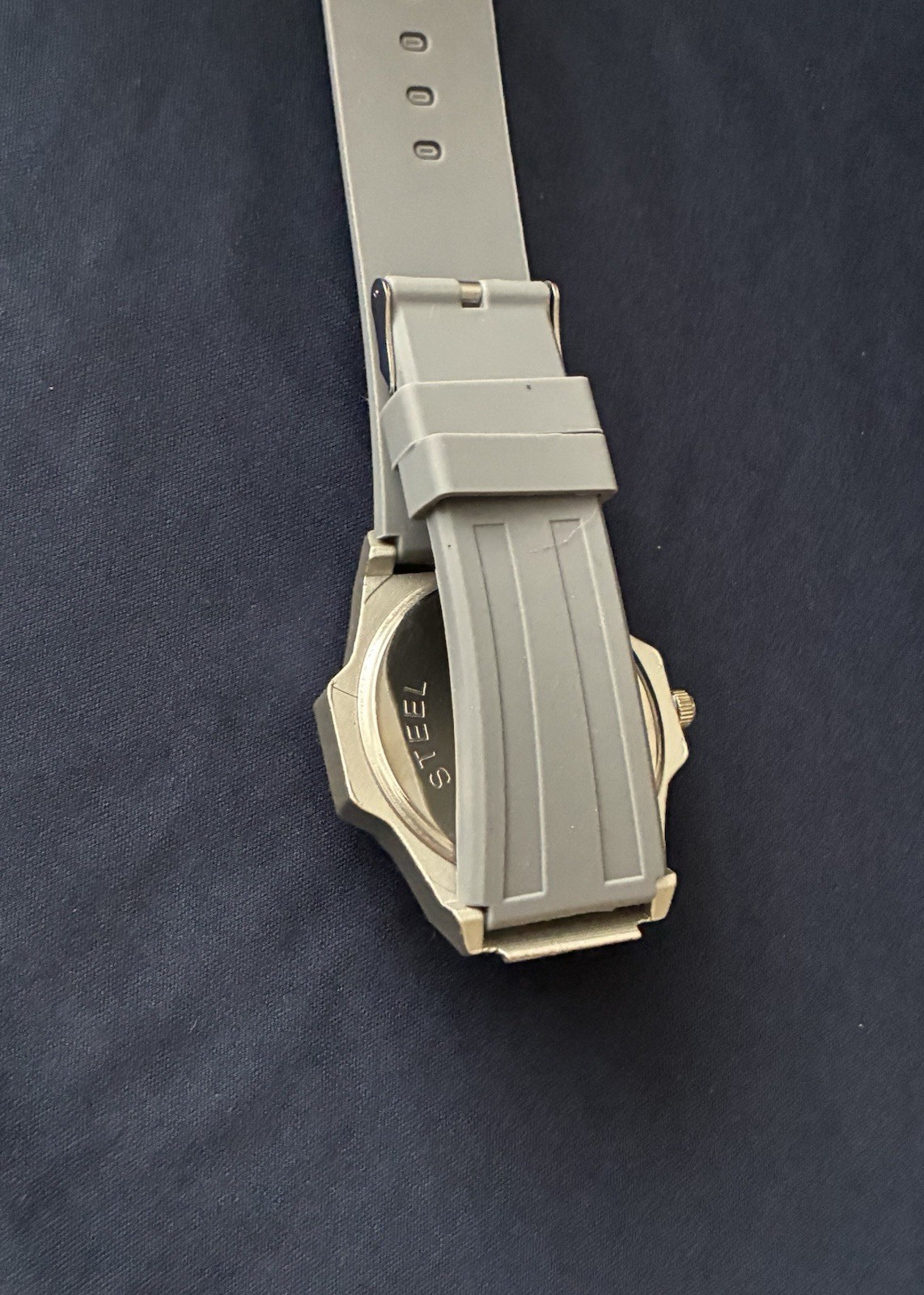 GICIKI Gray Skeleton Dial Quartz Watch Silver Case Gray Rubber Strap Box