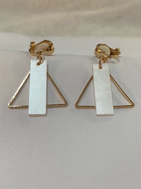 No Piercing Clip-on Earrings. Clip on Earrings-Jewelry Gifts. Gold earrings