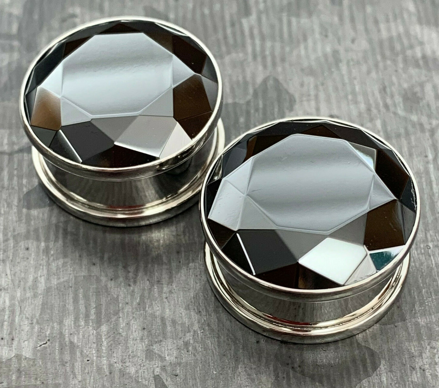 PAIR Large Black Gem Screw Fit Tunnel Plugs Gauges Pierced Body Jewelry Piercing