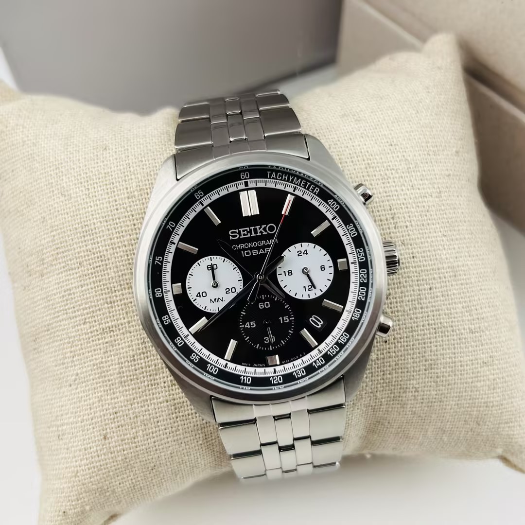 Seiko Essentials SSB429 Men’s Chronograph Quartz Watch Black Dial New/Box 41.5MM