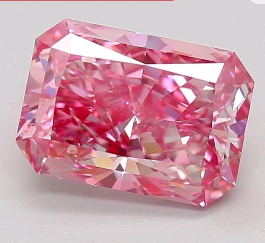 2 CT Fancy PInk Color, Radiant Cut VVS1 Diamond Premium Quality gemstone 7×9 mm