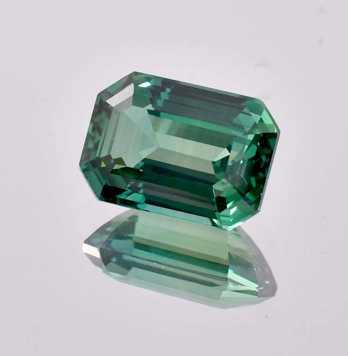AAA+ Natural Bi-Color Parti Sapphire Gemstone (GIT Certified) All Size Available