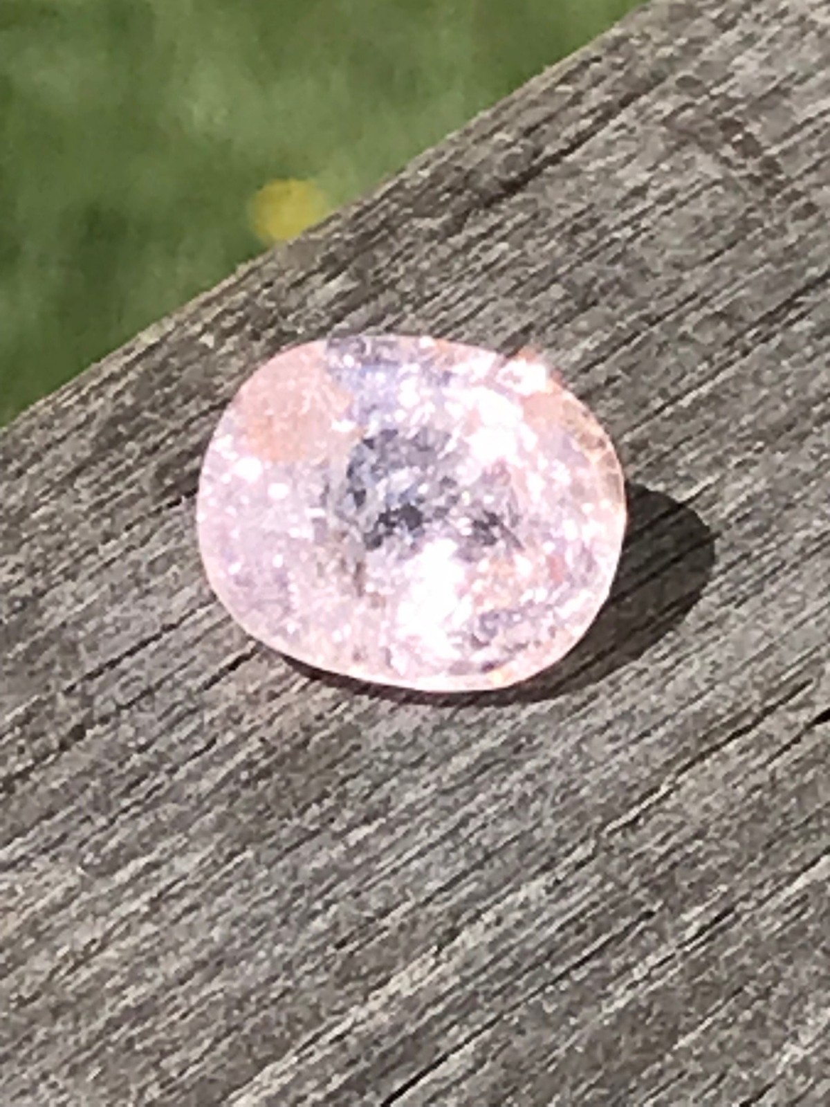 Paraiba tourmaline 7.6ct pink gemstone, rare specimen, mozambique origin