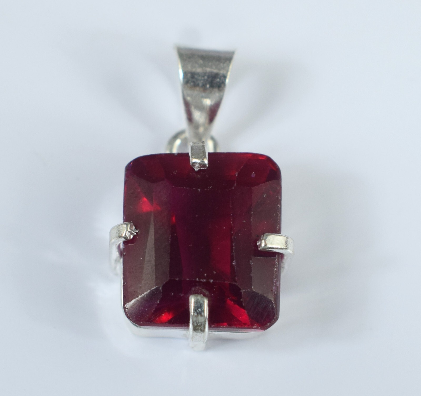 Certified Natural Rhodolite Garnet 10.40 Ct Emerald Cut Gemstone Men’s Pendant