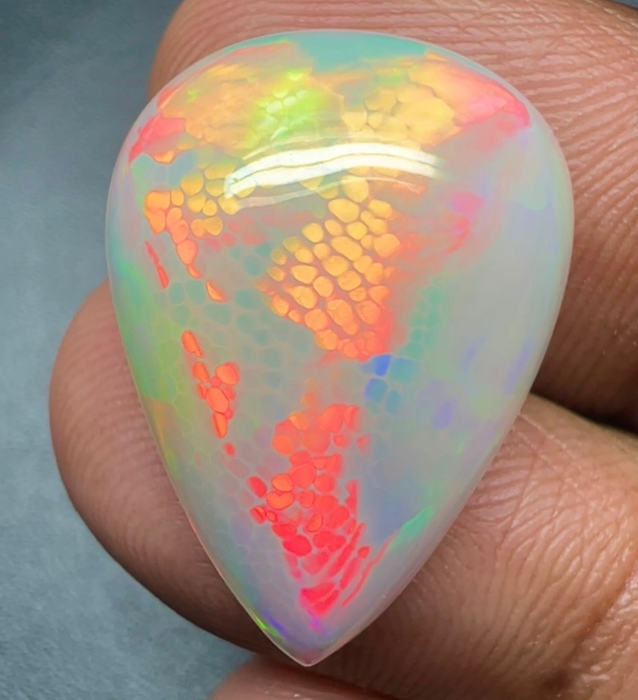 Ethiopian opal Cabochon 13.30 Carat 23x17x8mm Honeycomb Gemstone