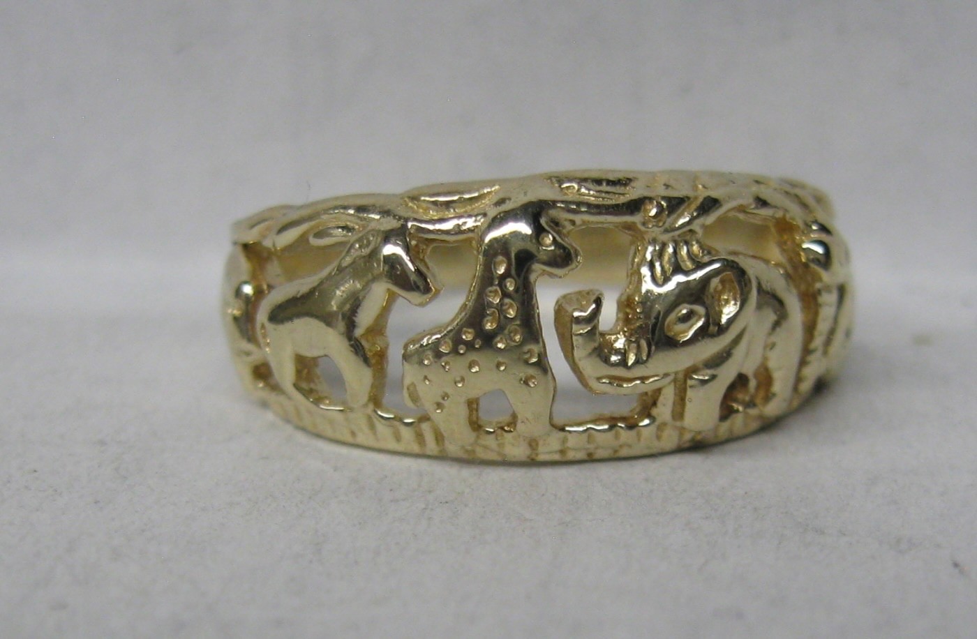 10K SOLID GOLD NOAHS ARK 9.5mm RING 4.3 GRAMS SIZE 9.75