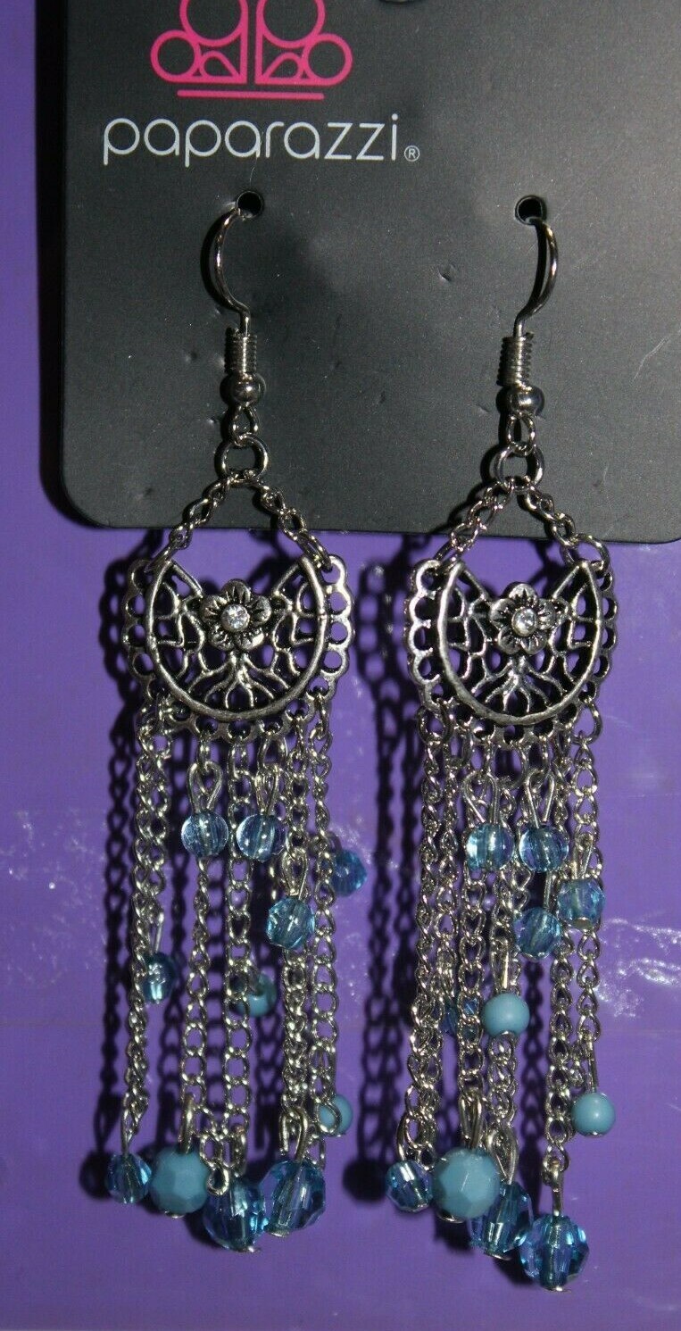 PAPARAZZI BLUE AND SLIVER EARRINGS “DAISY DAYDREAM BLUE EARRINGS”