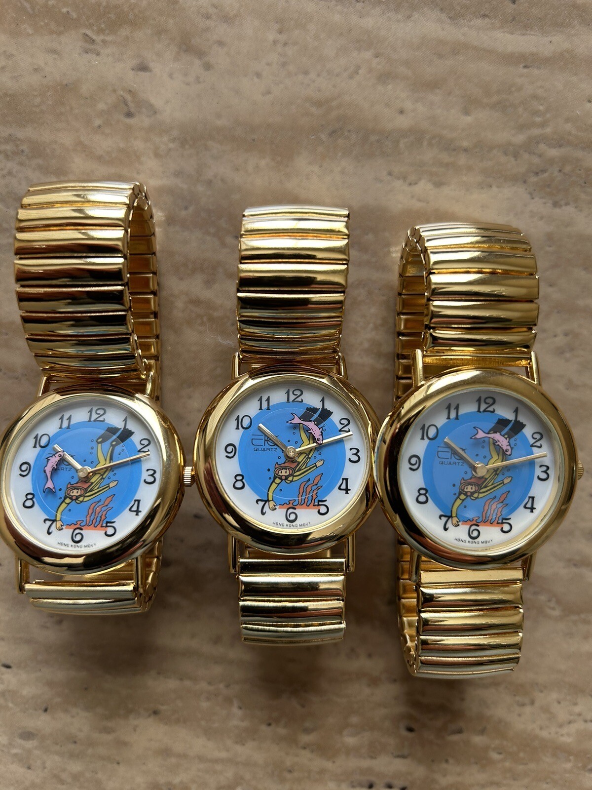 Buyer gets 3 Scuba Diving Moving disc Stretch Band Watch-unisex-New-USA Vendor