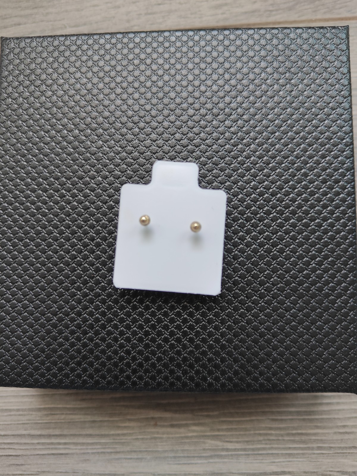 10k gold heart screw back stud earrings / arete bichota de oro 10K MX de rosca.