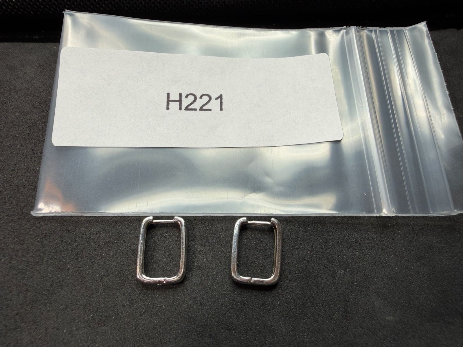1.35g Vintage Sterling Silver 925 Rectangular Hoop Earrings Minimalist M