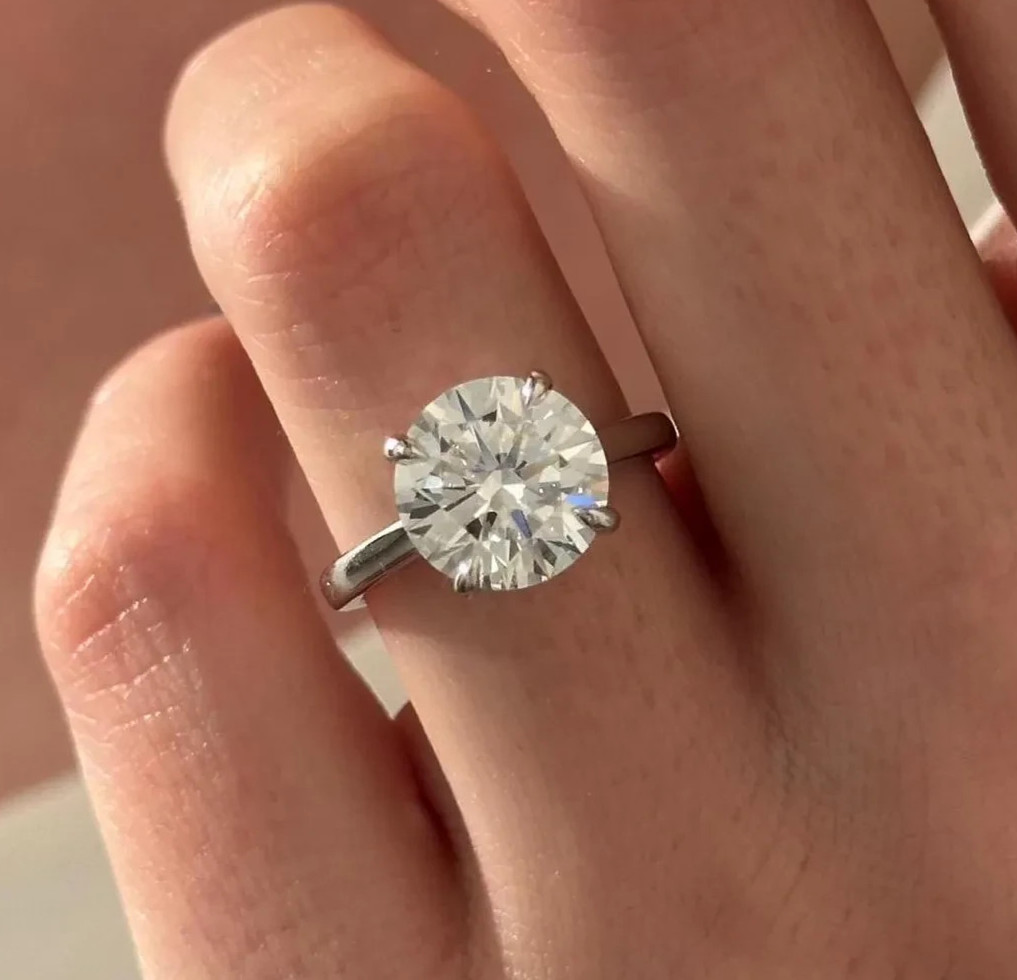 IGI 5Ct Round-Cut EF/VS1 Lab Grown Diamond Cathedral Wedding Ring Platinum 950