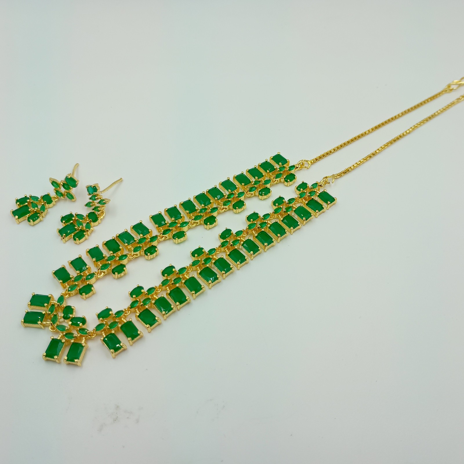 22K Gold Plated South Indian Emerald Necklace Ethnic Bridal Jewelry Set