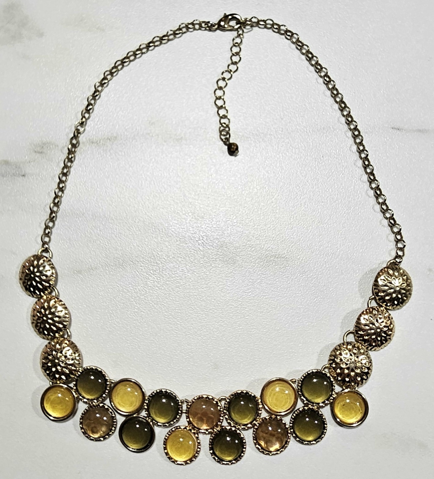 Gold Tone Statement Cable Chain Necklace Round Bezel-Set Stones Adjustable