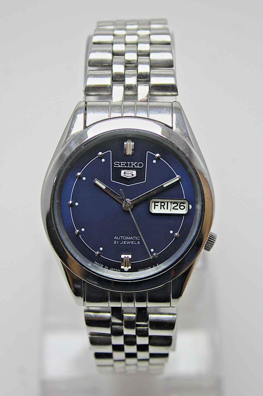 Vintage Seiko 5 Automatic 21 Jewels Blue Dial Day/Date 7S26 Men’s Wrist Watch