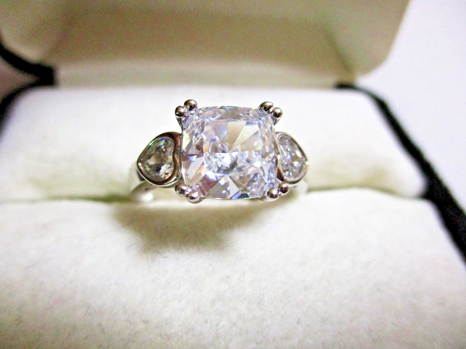 SW 925 STERLING SILVER CUBIC ZIRCONIA CUSHION CUT ENGAGEMENT RING SZ 6.5 IN BOX