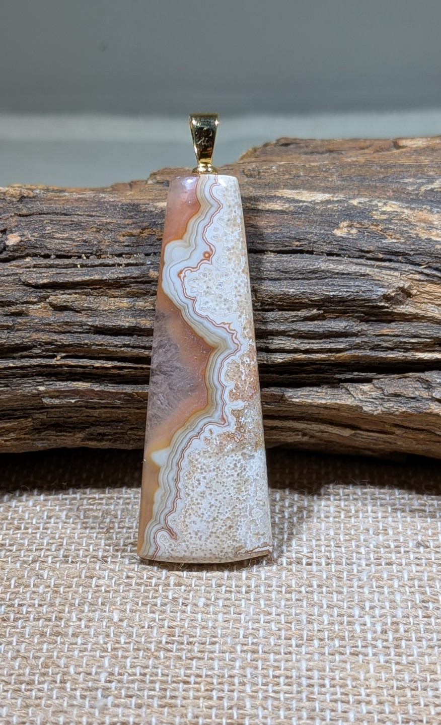 Hand Polished Iowa Keswick agate pendant 47x17MM