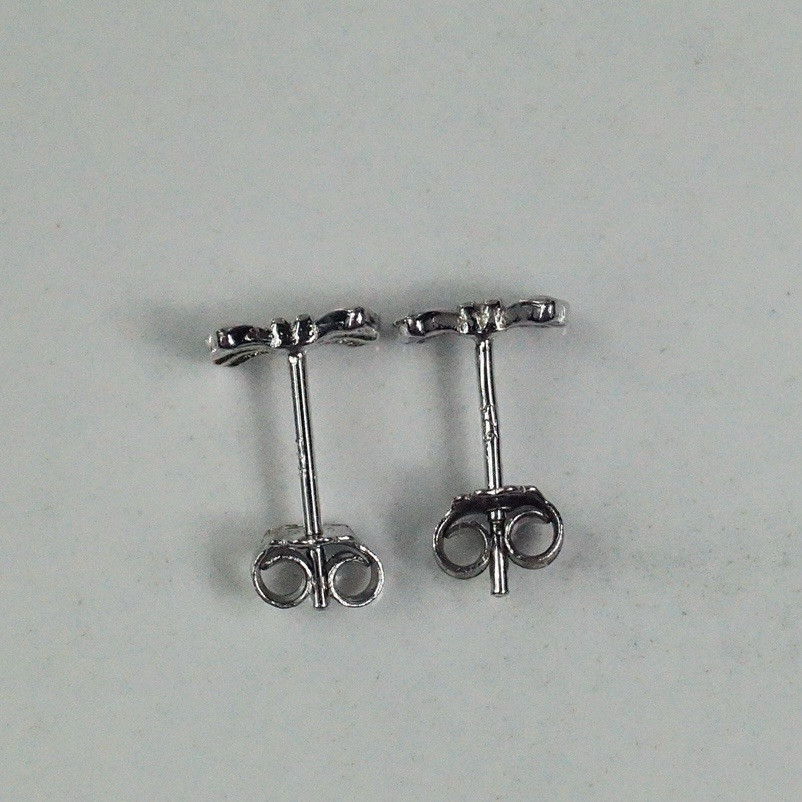 Sterling Silver Bowtie Post Stud Earrings 4.5 mm x 7 mm 0.65 g