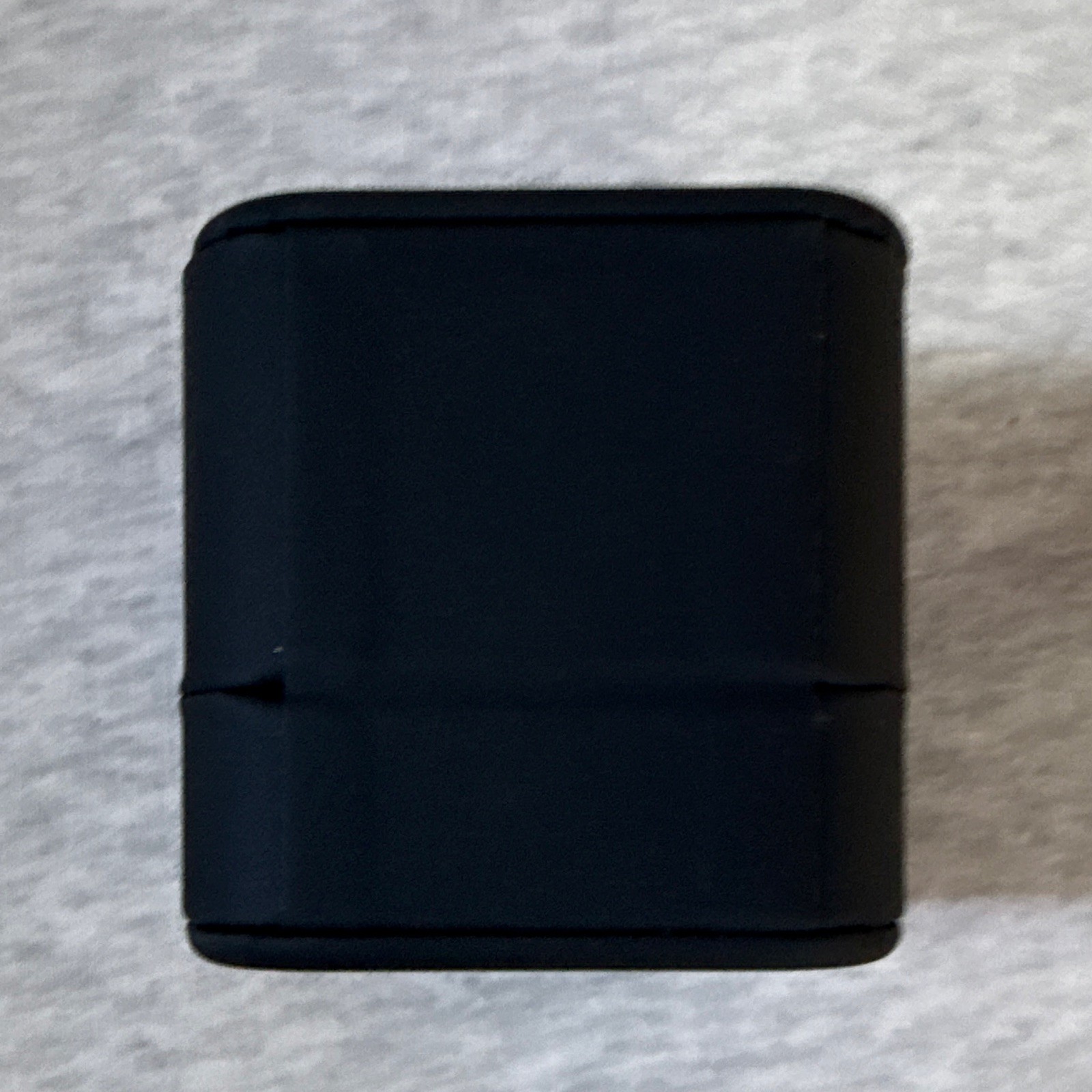 Hioleegi Black Faux Leather Lined Square Ring Jewelry Box, 1-Piece Capacity