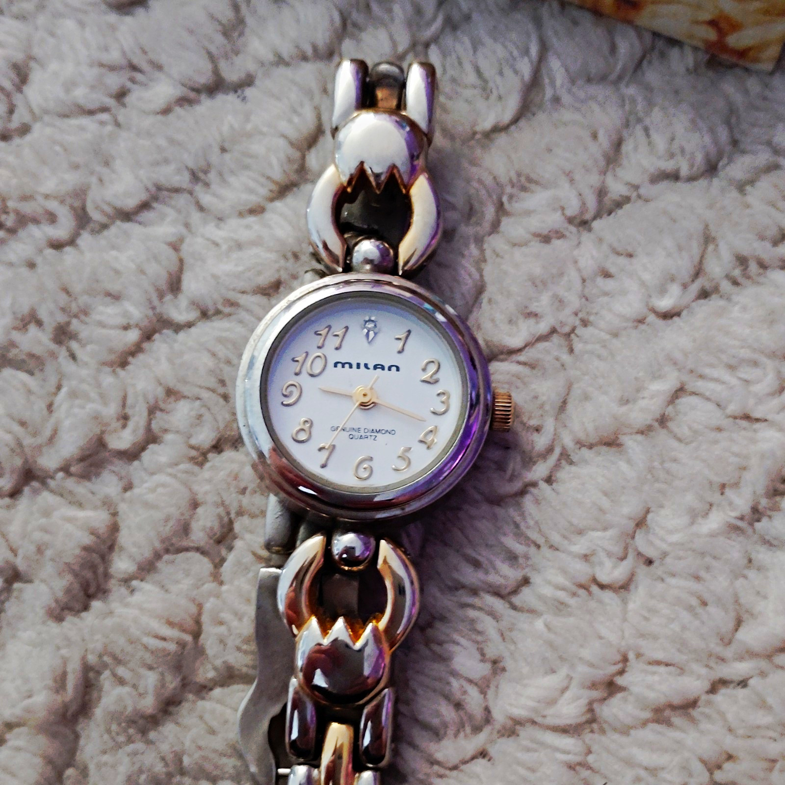 Milan Women’s Quartz Analog Wristwatch Silver-Tone Bracelet White Dial Arabic