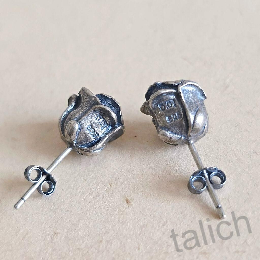 925 Sterling Silver Small Skull Rose Stud Earrings in Dark Finish Gothic Unique