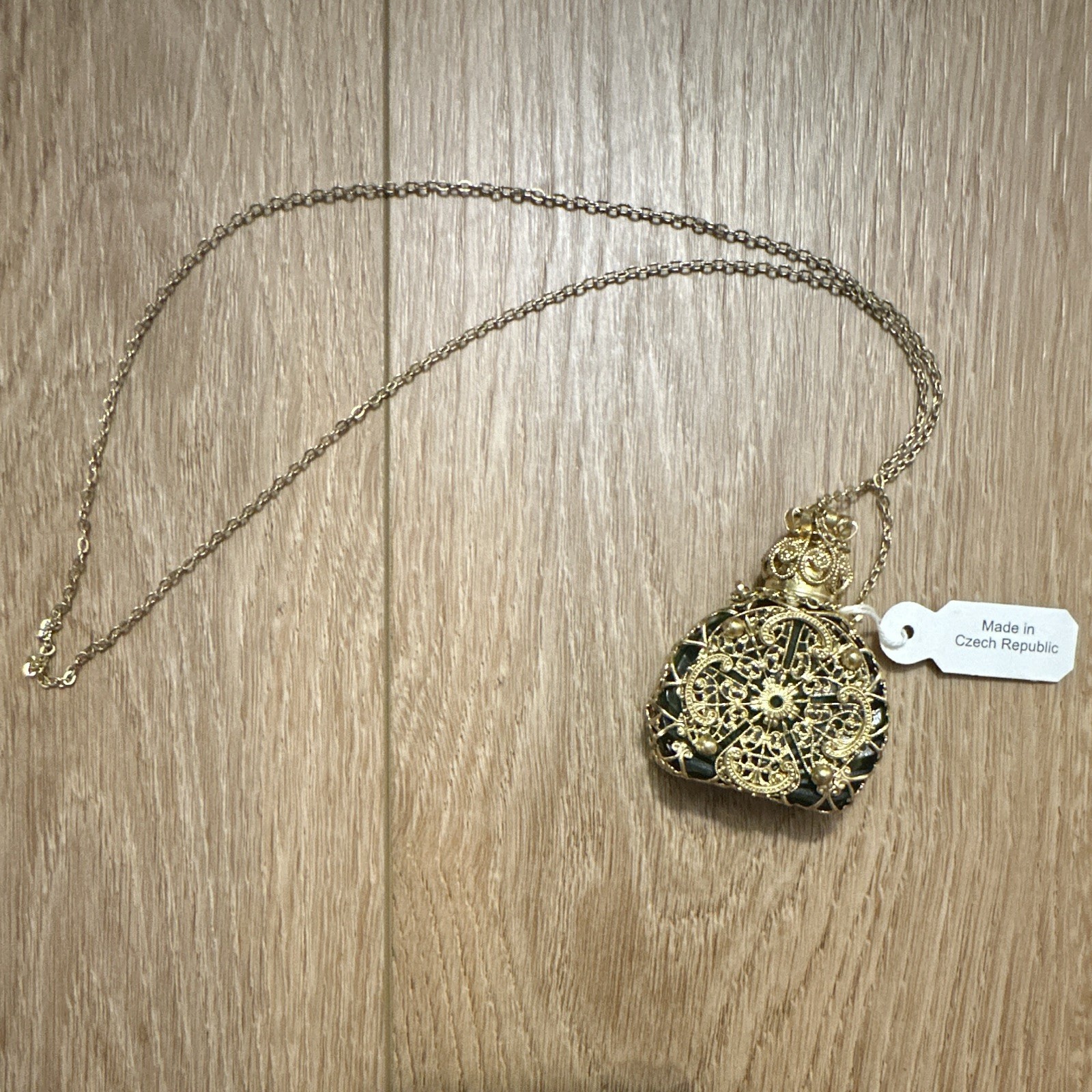 Vintage Czech perfume bottle pendant cable Gold Tone Filigree Green Glass