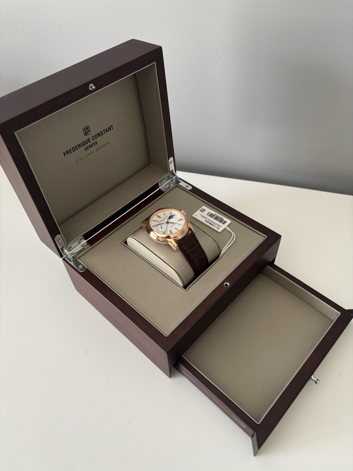Frédérique Constant Classic Moonphase Manufacture FC712