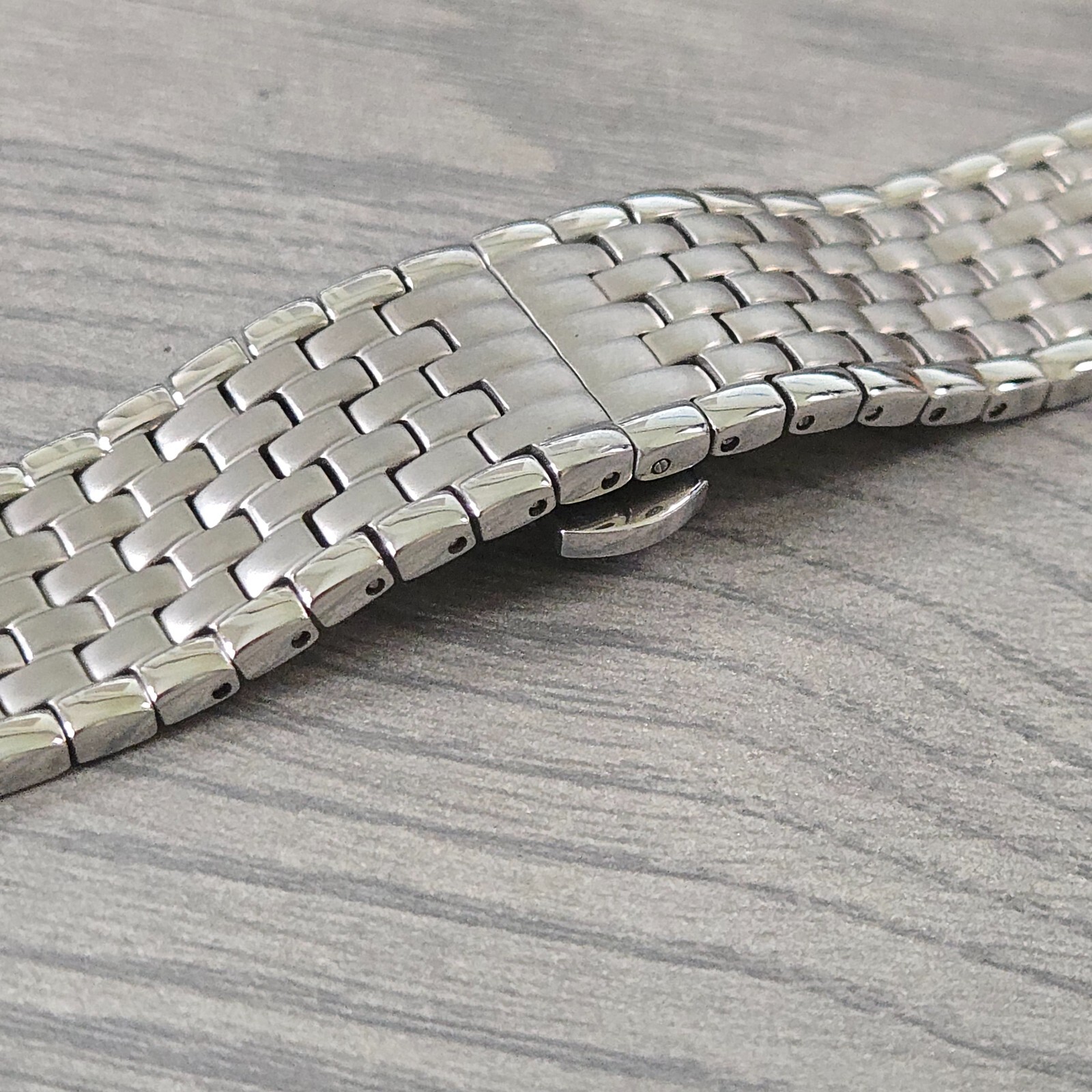 Rare and beautiful high quality stainless steel watch bracelet/watch band 20mm