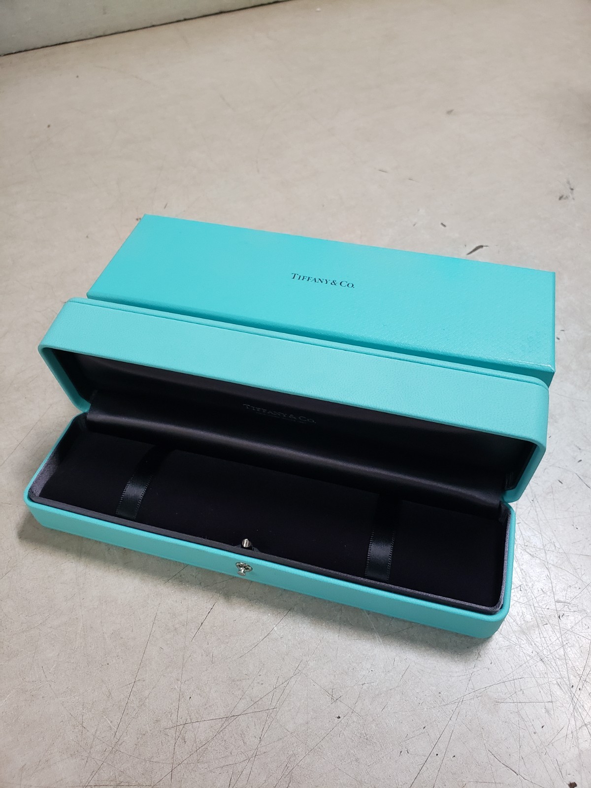 Tiffany & Co. Engagement Blue Leather Bracelet Empty Box Case