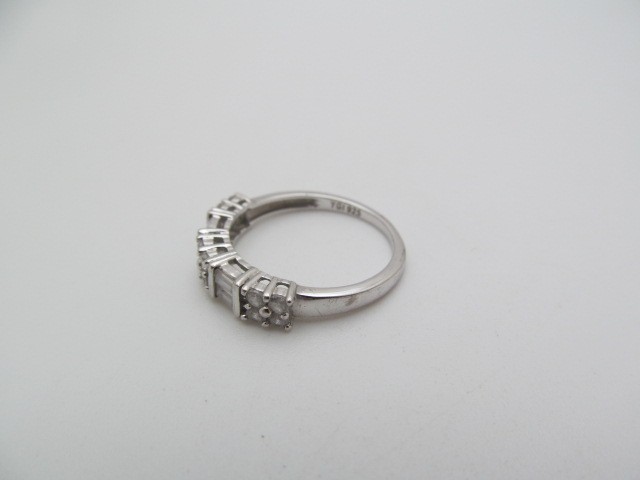 925 Sterling Silver Clear Sparkling Stone Contrast Round & Baguette Ring Sz 6