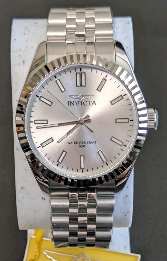 Invicta Specialty Men’s Watch (Model 47479) – Silver Dial – 43mm