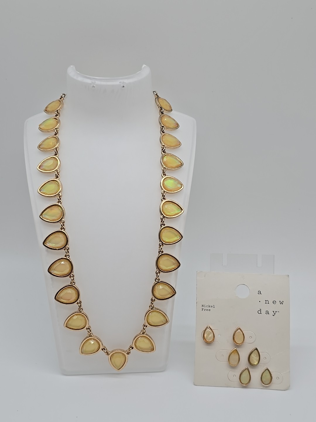 Everyday Wear Yellow Teardrop Statement Necklace and Coordinating Earrings Set