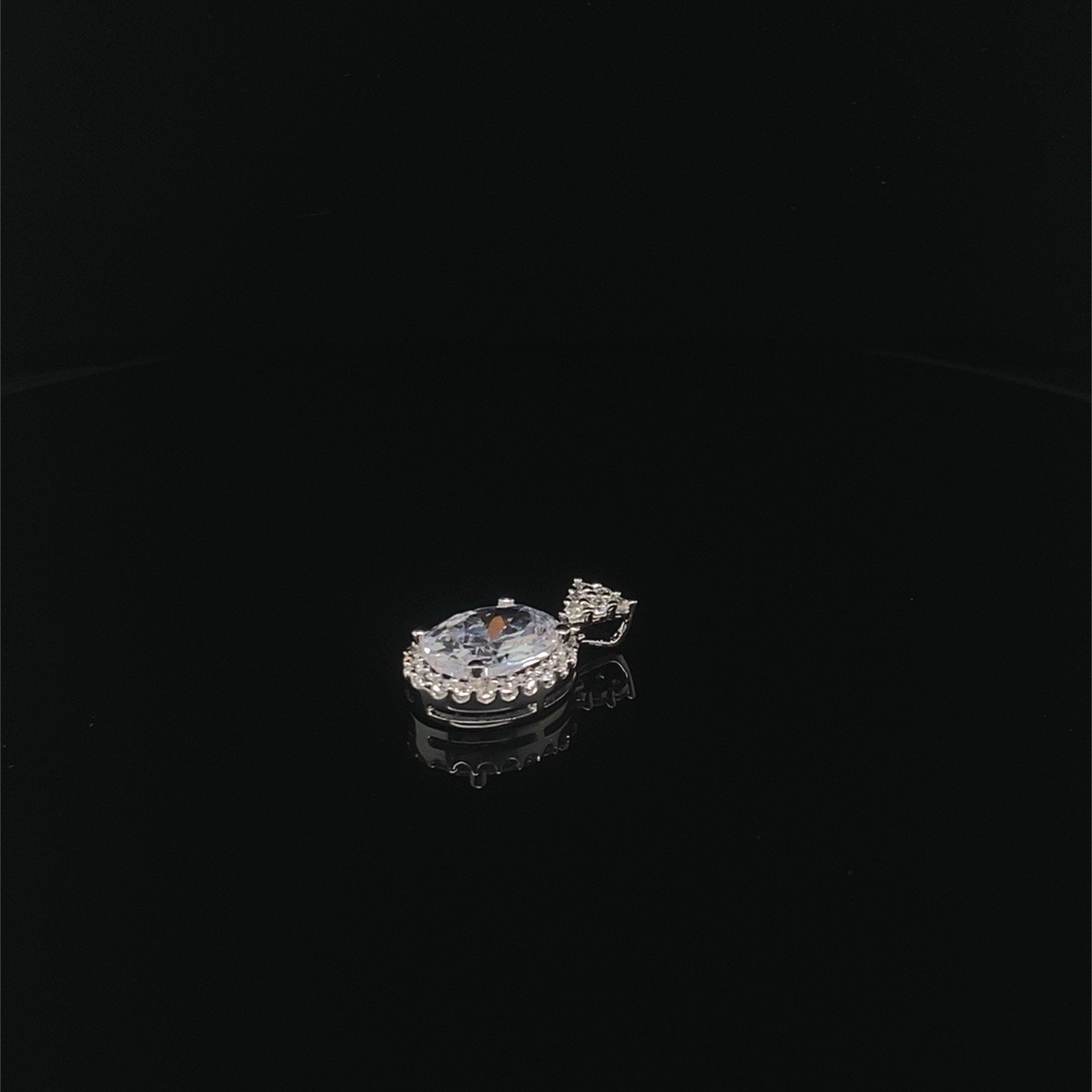 925 Silver Oval Pendant New Without Packaging
