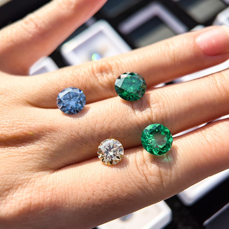 Excellent D Color VVS1 Round Cut Moissanite Loose Gemstones with GRA Certificate