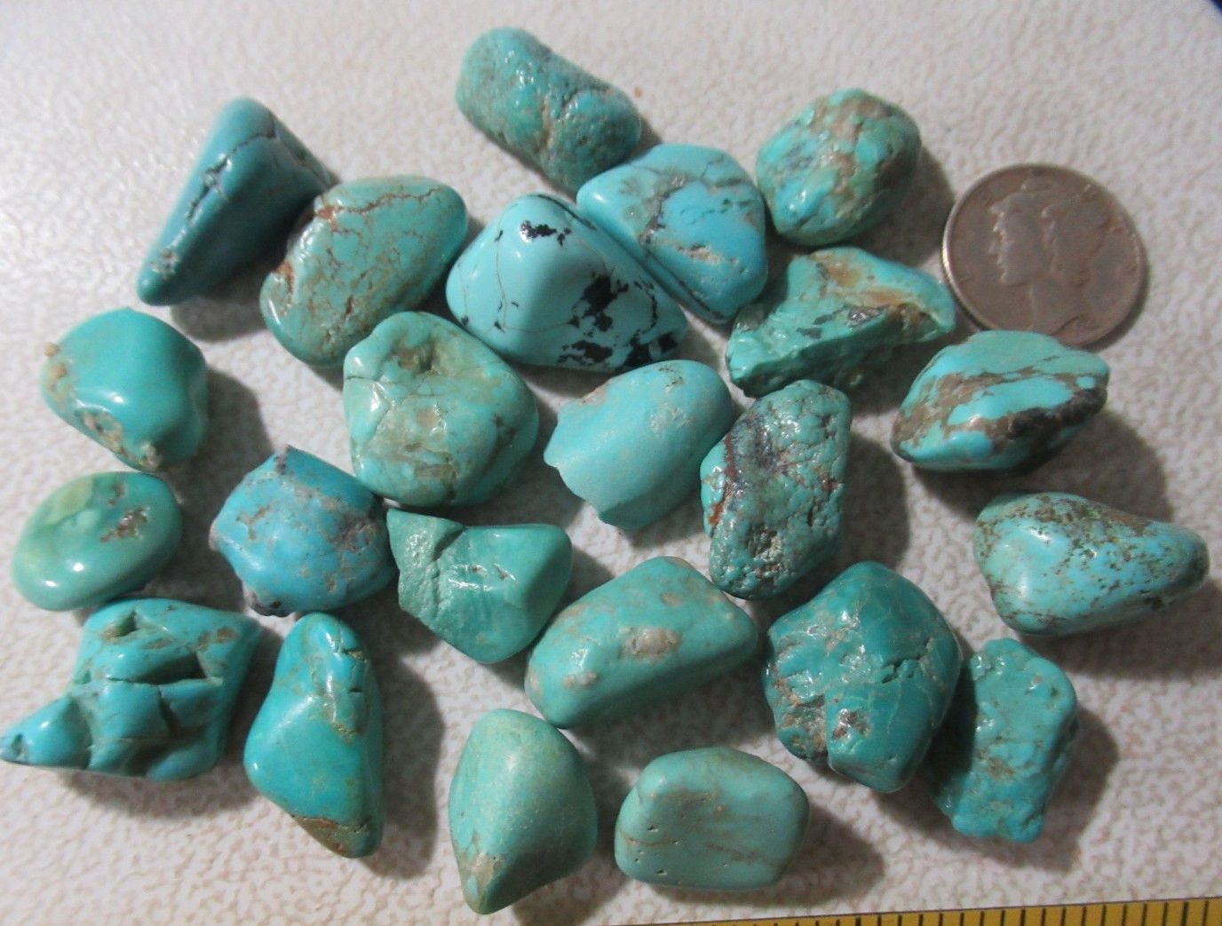KINGMAN TURQUOISE 44g TUMBLED MEDIUM STONES 14mm X 12mm TO 21mm X 15mm #900