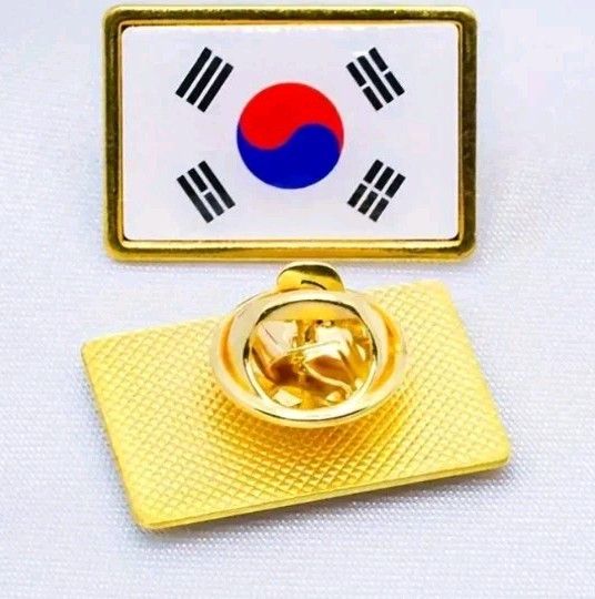 South Korea Republic of Korea Tiny Flag Pin Badge Brooch [4EA.]