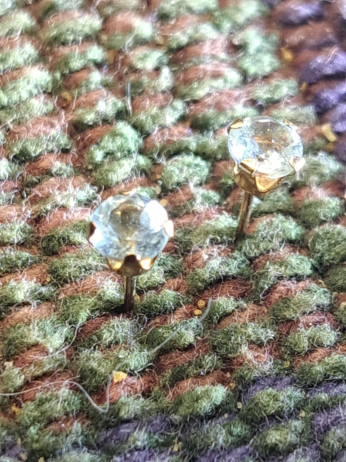 10K Solid Yellow Gold Very Light Aqua Gemstone Stud Earrings 5MM Diameter